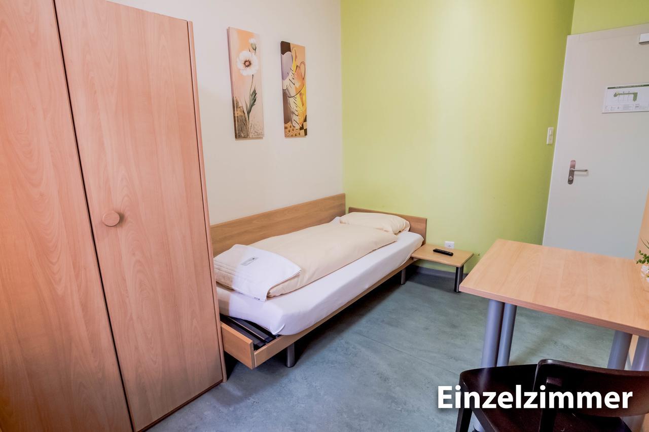 Hotel & Backpackers Zak Schaffhausen Exterior photo
